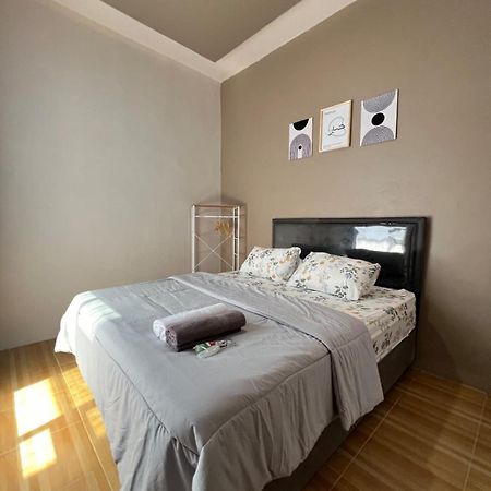 Osh! Omah Syariah Homestay Wonosobo Ngoại thất bức ảnh