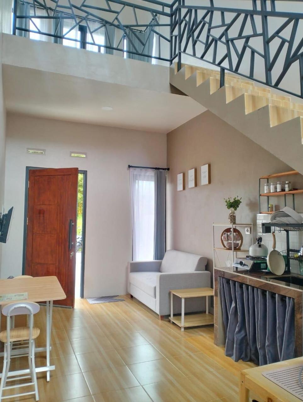 Osh! Omah Syariah Homestay Wonosobo Ngoại thất bức ảnh